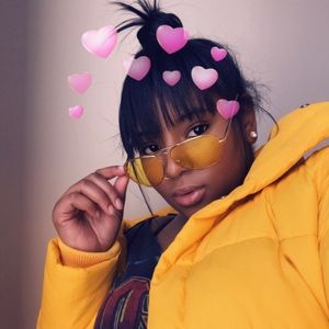 Meet your Posher, Charnae